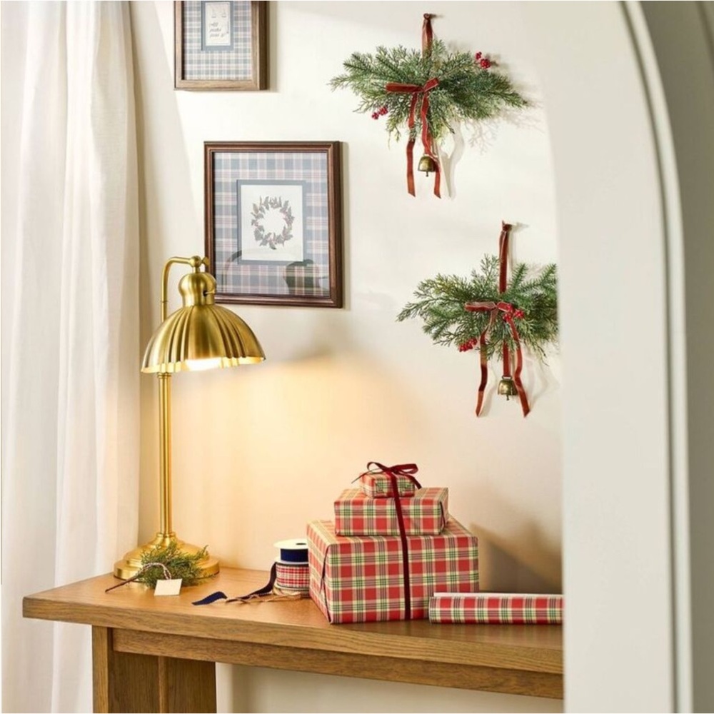 NEW! Fluted Scallop Brass Table Lamp - Hearth &
Hand with Magnolia, Brass,27” - Picture 2 of 4